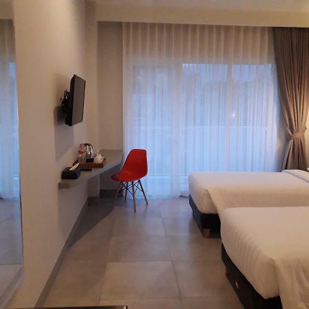 Bess Resort & Waterpark Hotel And Convention Malang Extérieur photo